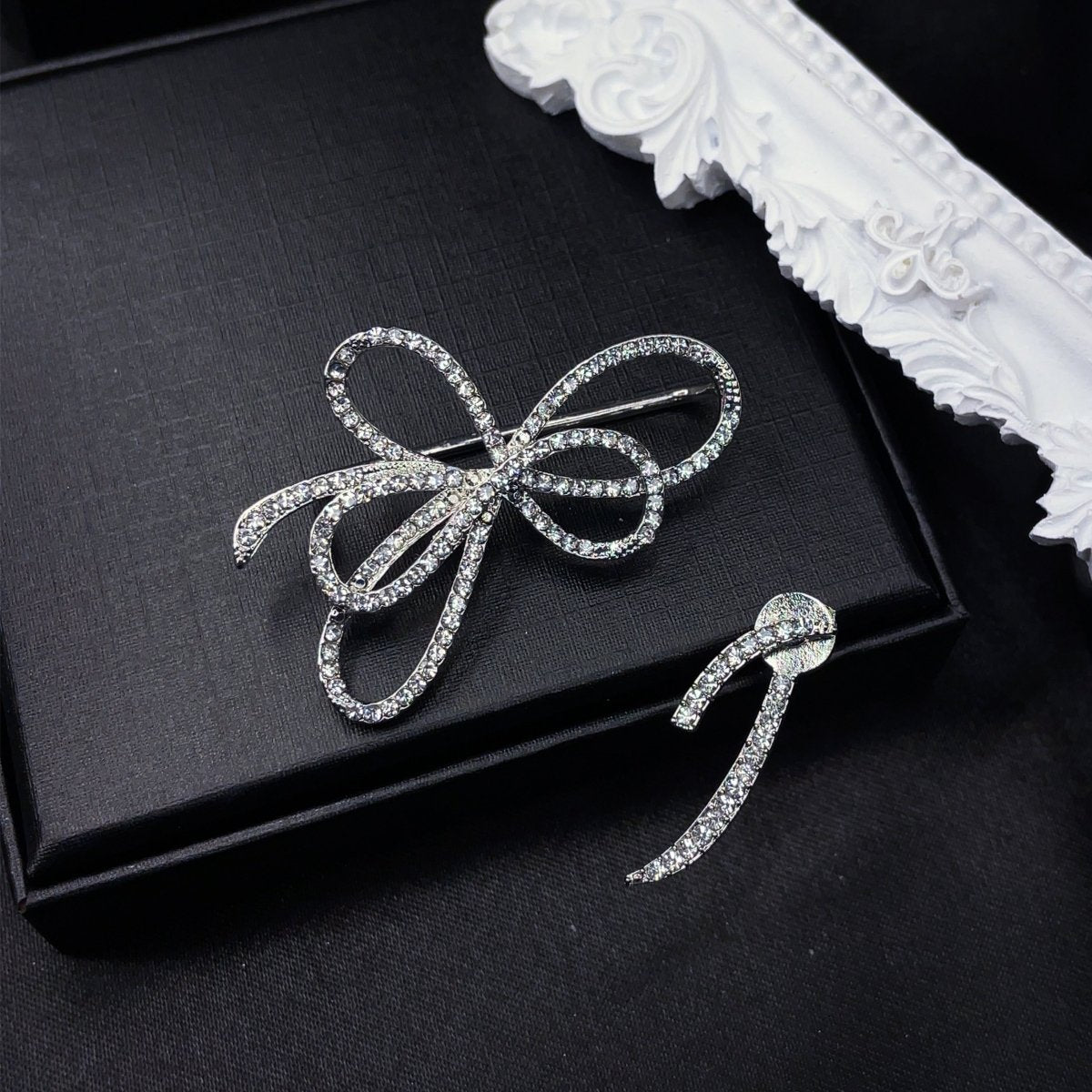 Asymmetrical Ribbon Ear Cuff Earring - SandyKandy