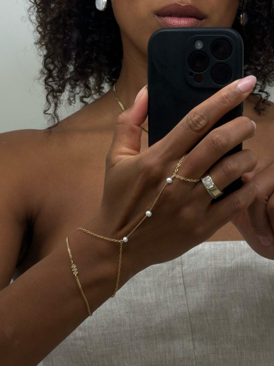 Bobbi Hand Chain - SandyKandy