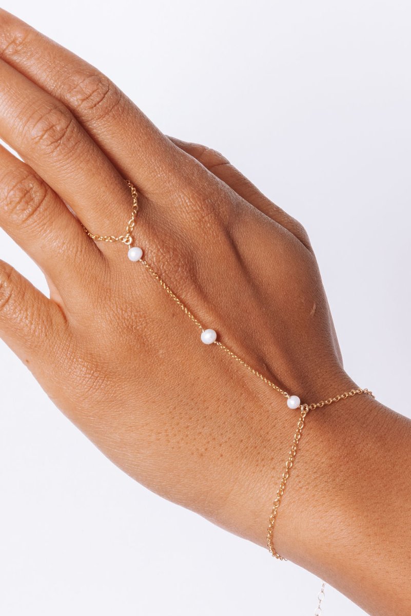 Bobbi Hand Chain - SandyKandy