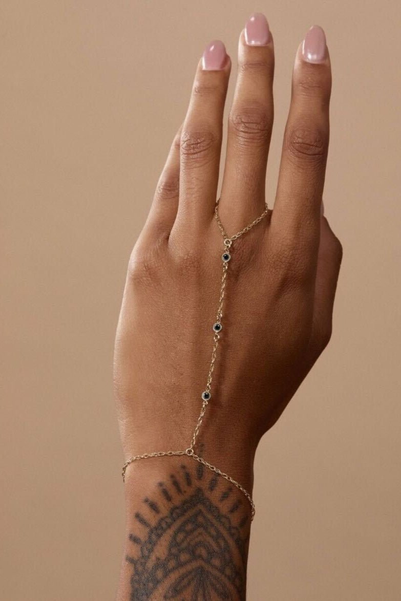 Cyrus Hand Chain - SandyKandy