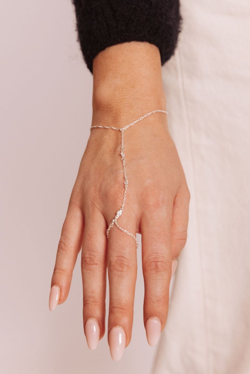 Cyrus Hand Chain - SandyKandy