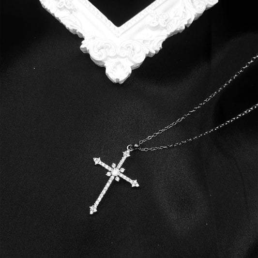 Minimalist Cross Necklace - SandyKandy