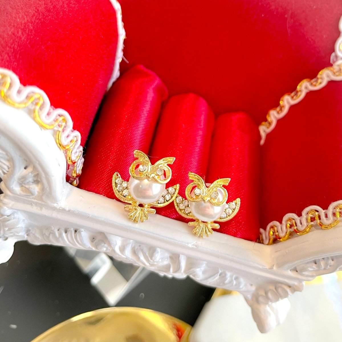 Pearl Owl Studs - SandyKandy