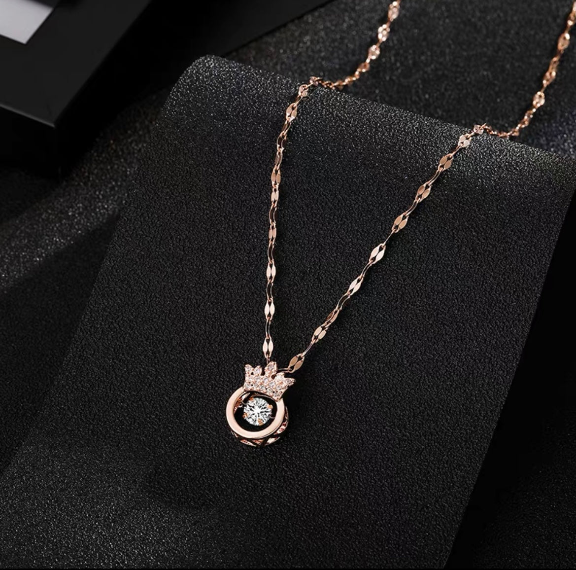 *Throbbing* Prince Crown Necklace - SandyKandy